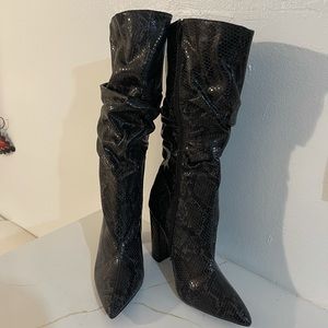 Black/grey snake skin boots, new never worn